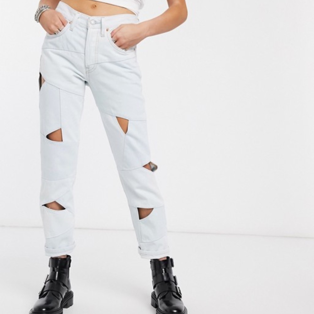 NEW Levi's 501 Cropped Cutout Jeans